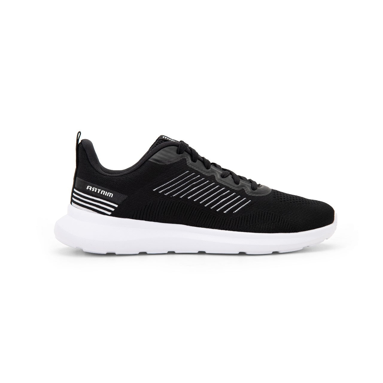 Mintra Flow Light Sports Lifestyle Shoes For Men, Jet Black